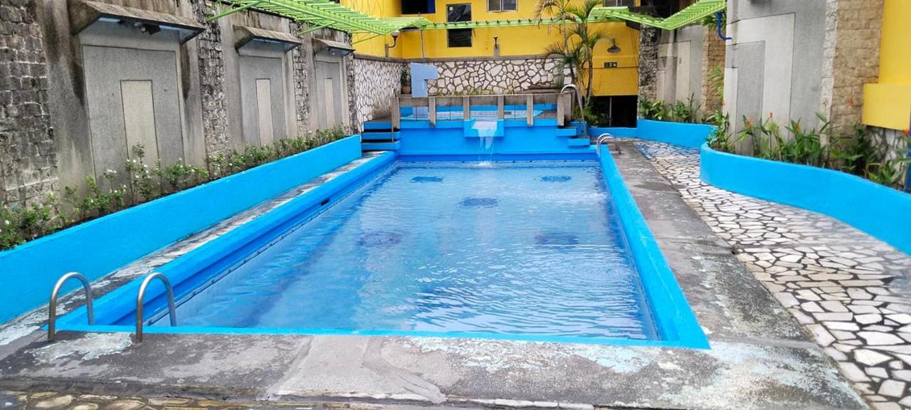 2 Hotel Saleh Angeles Esterno foto
