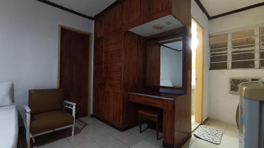 2 Hotel Saleh Angeles Esterno foto